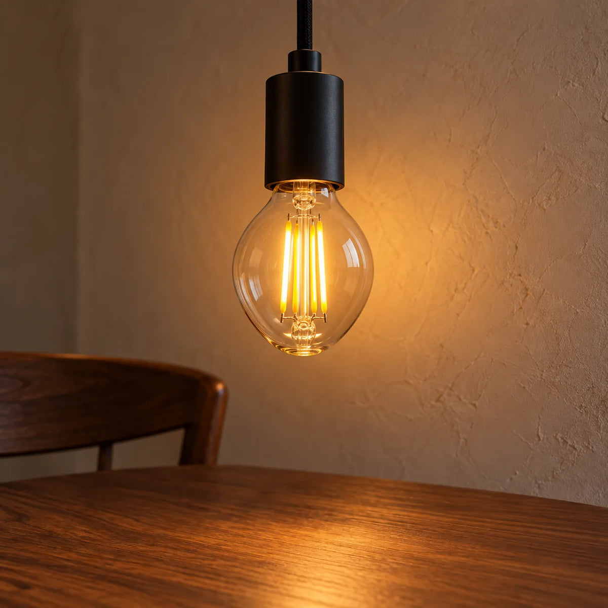 Ampoule LED Filament G45 E14 2W Dimmable, Blanc Très Chaud 2200K, 160 lumens, Verre Clair, Éclairage Salon et Suspension