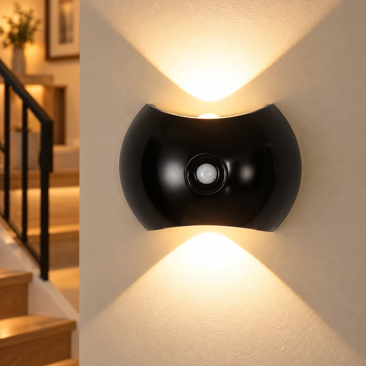 Applique Murale LED Sans Fil Rechargeable avec Détecteur de Mouvement et Éclairage Haut et Bas